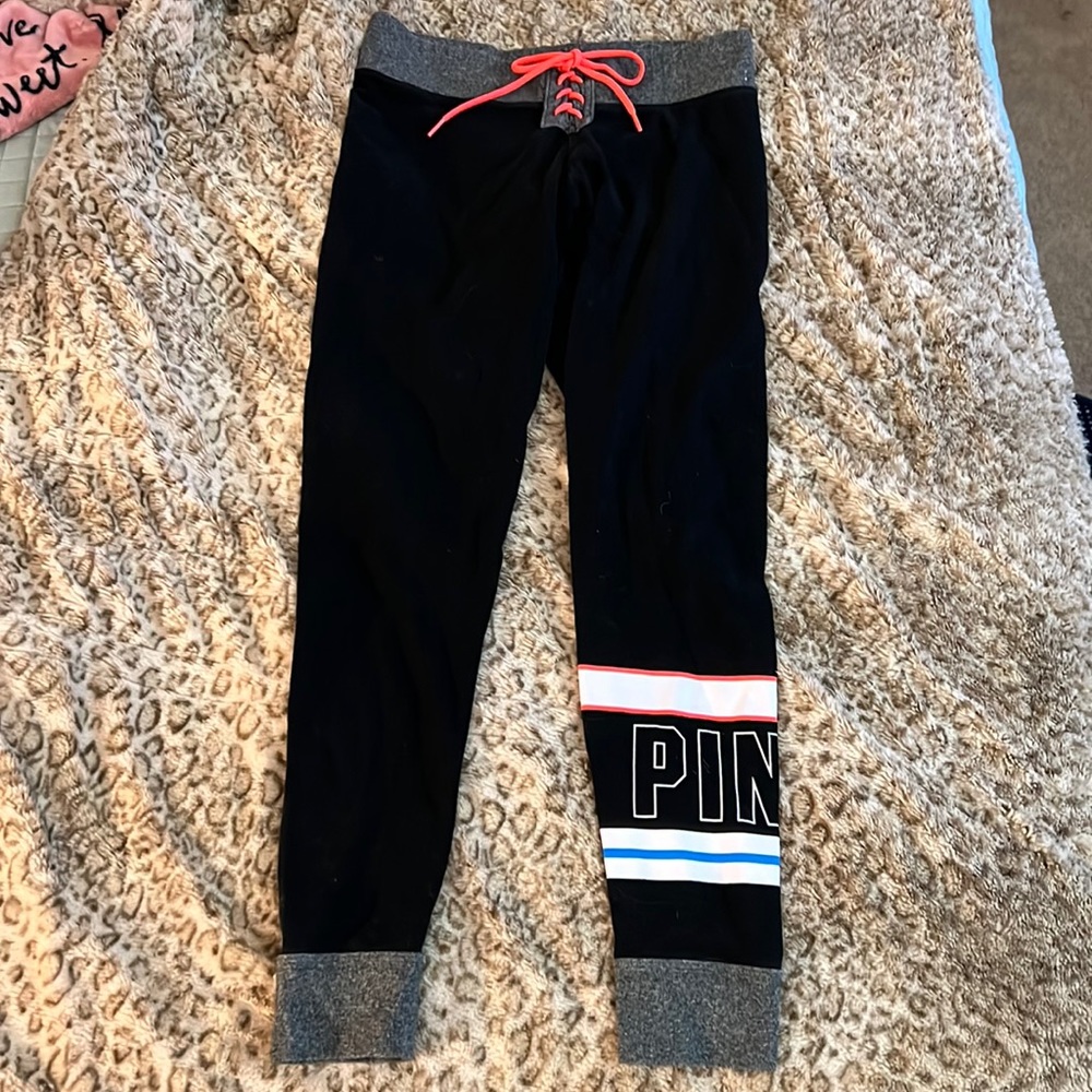 PINK Yoga Leggings